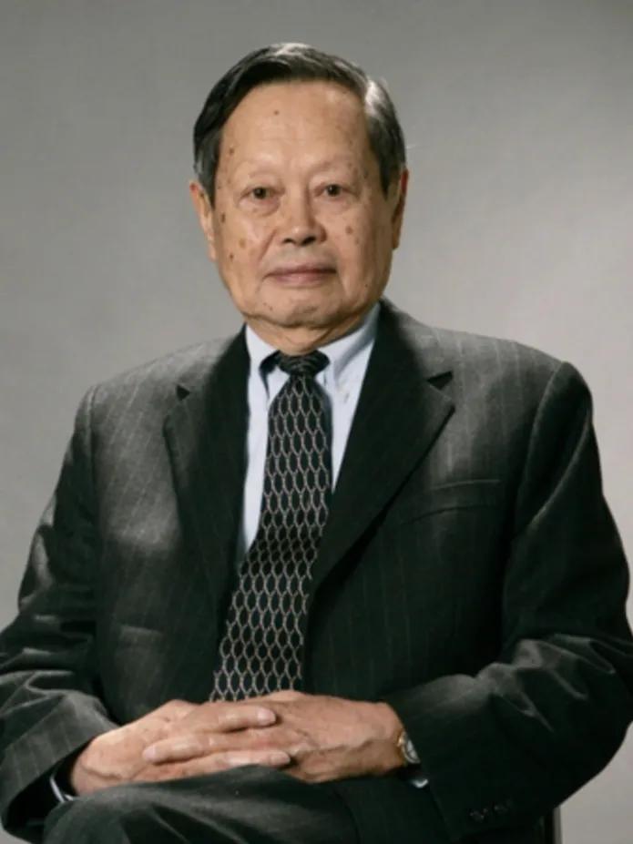 99岁投顶刊,百岁践初心!杨振宁的晚年