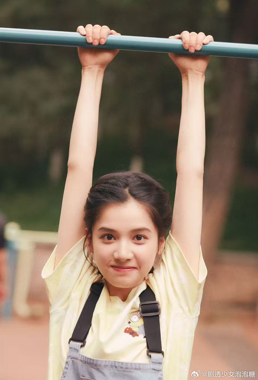 张婧仪，你怎么这么萌​​​