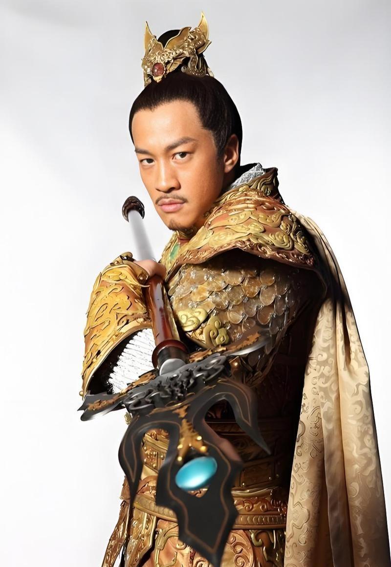 何润东凭借张凌赫的“粉底液将军”反向翻红，现在他的新商务又又又来了，继王者荣耀、