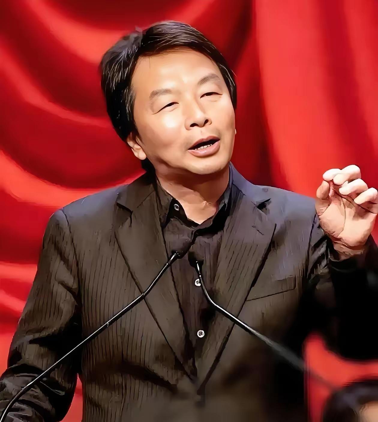 很现实的一段话：“你手里有四五百万，儿女盼着你死；你一月退休金八九千，儿女害怕你