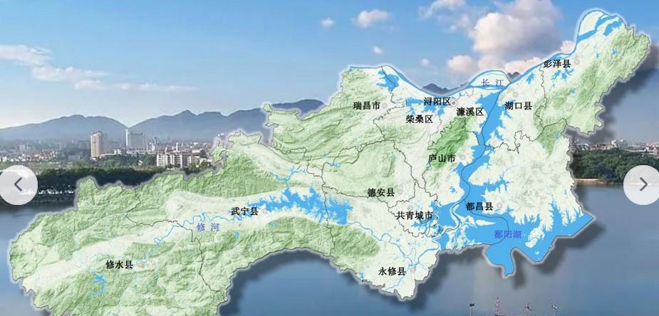 这个城市是我国唯一既靠着第一大江，又紧邻第一大淡水湖的城市，可以说既是江城又是湖