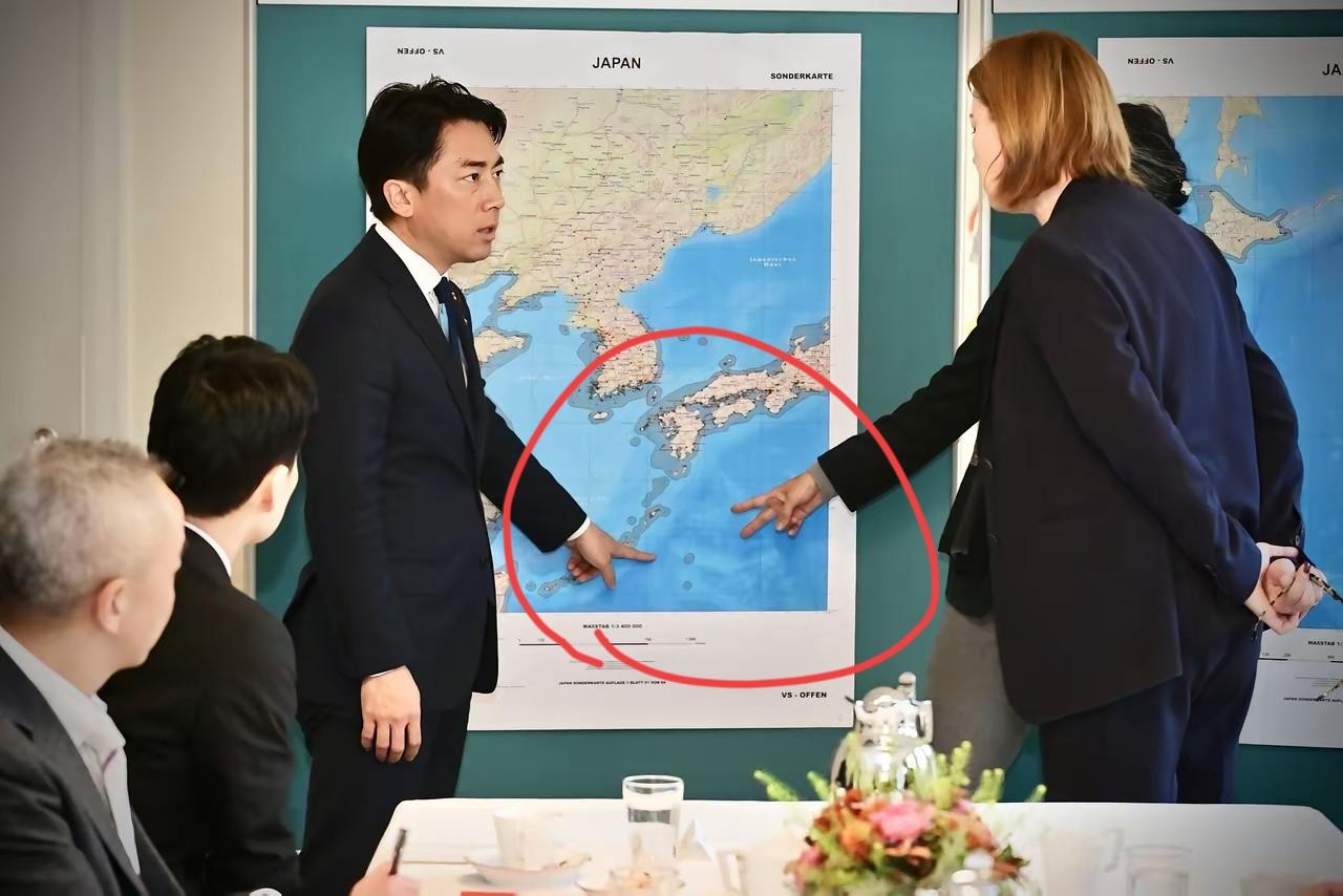 其实这个细节也能中国是真的强大了，大家可以回忆一下，以前在海上日本军舰都是很