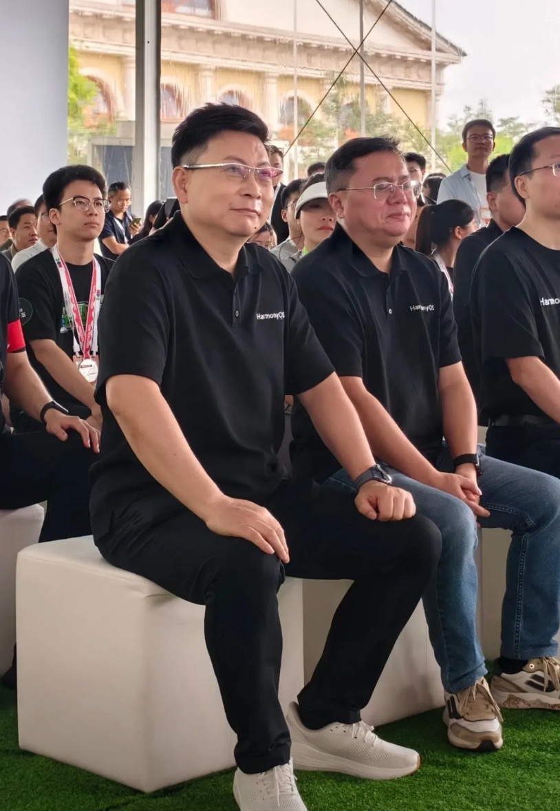 目前华为最有发言权的三个人，余承东排不上号，你认识几个？第一肯定是任正非老爷