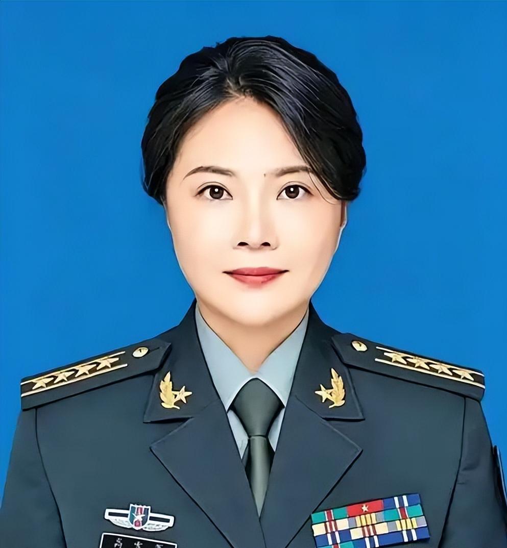 西部战区铁面审计女兵！29年死磕每一笔军费，送礼求情一概不认，守住部队最硬底线。