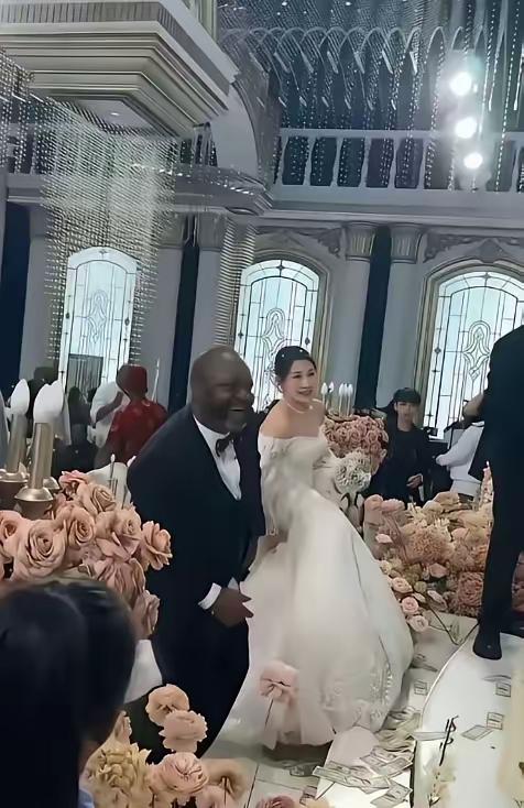 有个人种，连车轱辘都造不出来，未曾建立过任何文明，古代只配为奴称作“昆仑奴”，现