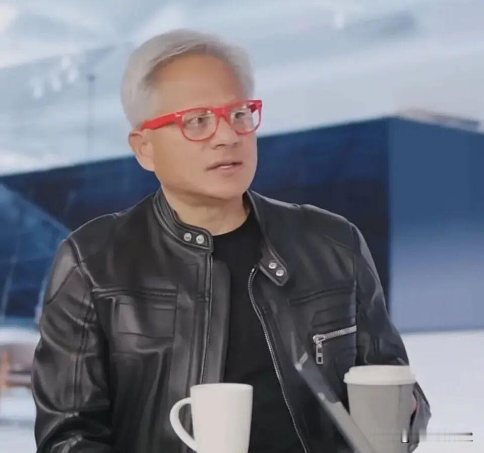 黄仁勋：千万别低估中国人！中美贸易战越打越盎然，特朗普政府还想用芯片一搏，可