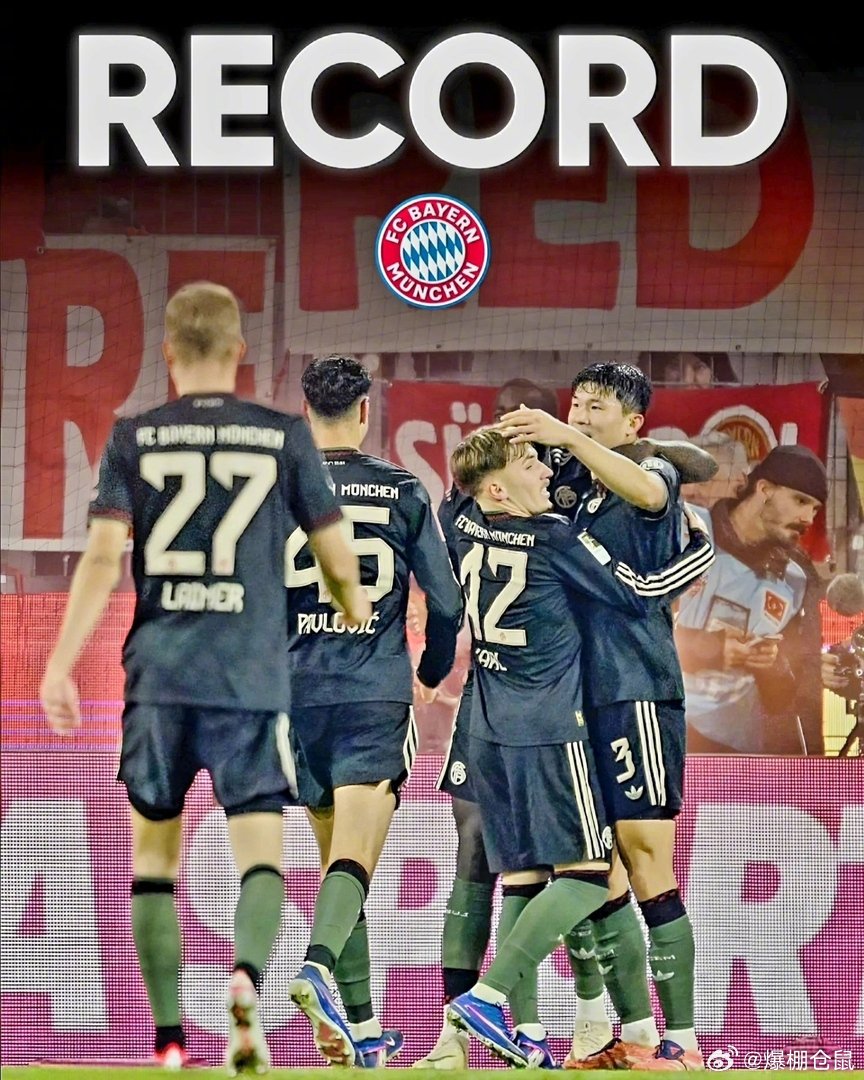 【刷新纪录】拜仁本赛季在孔帕尼的带领下，半程拿到了47分，并且净胜球达到53粒，