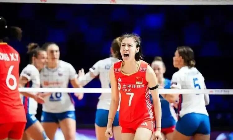 高筑墙将必良再称王#夏日生活打卡季#中国女排的副攻线在世联赛