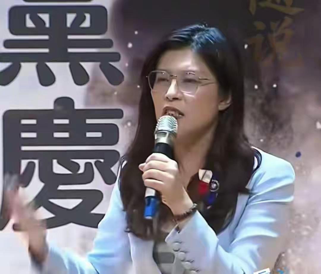 郑丽文激情演讲引关注！毛主席致蒋中正楷书亲笔信曝光新任国民党主席郑丽文的系