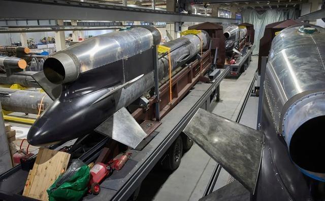 莫斯科做梦没料到，俄罗斯居然也会经历大规模导弹预警。据乌媒消息，由于乌军发射“火