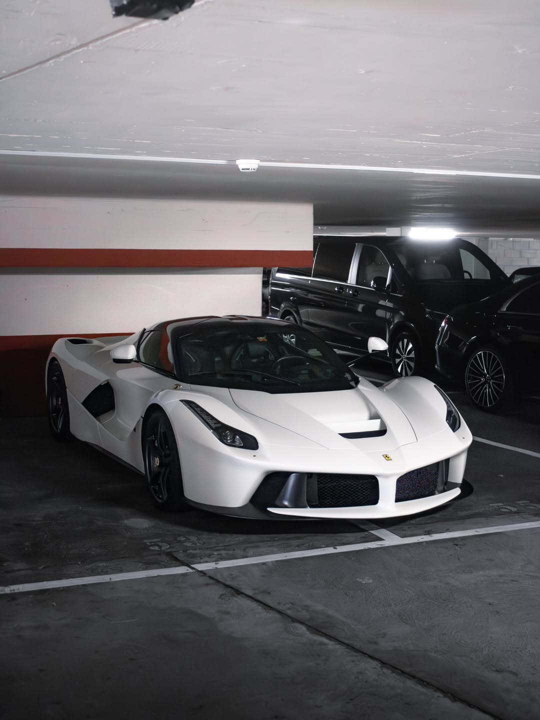 “不要在任何场合自卑，任何你能进入的场所，本质上你已经拥有了资格”