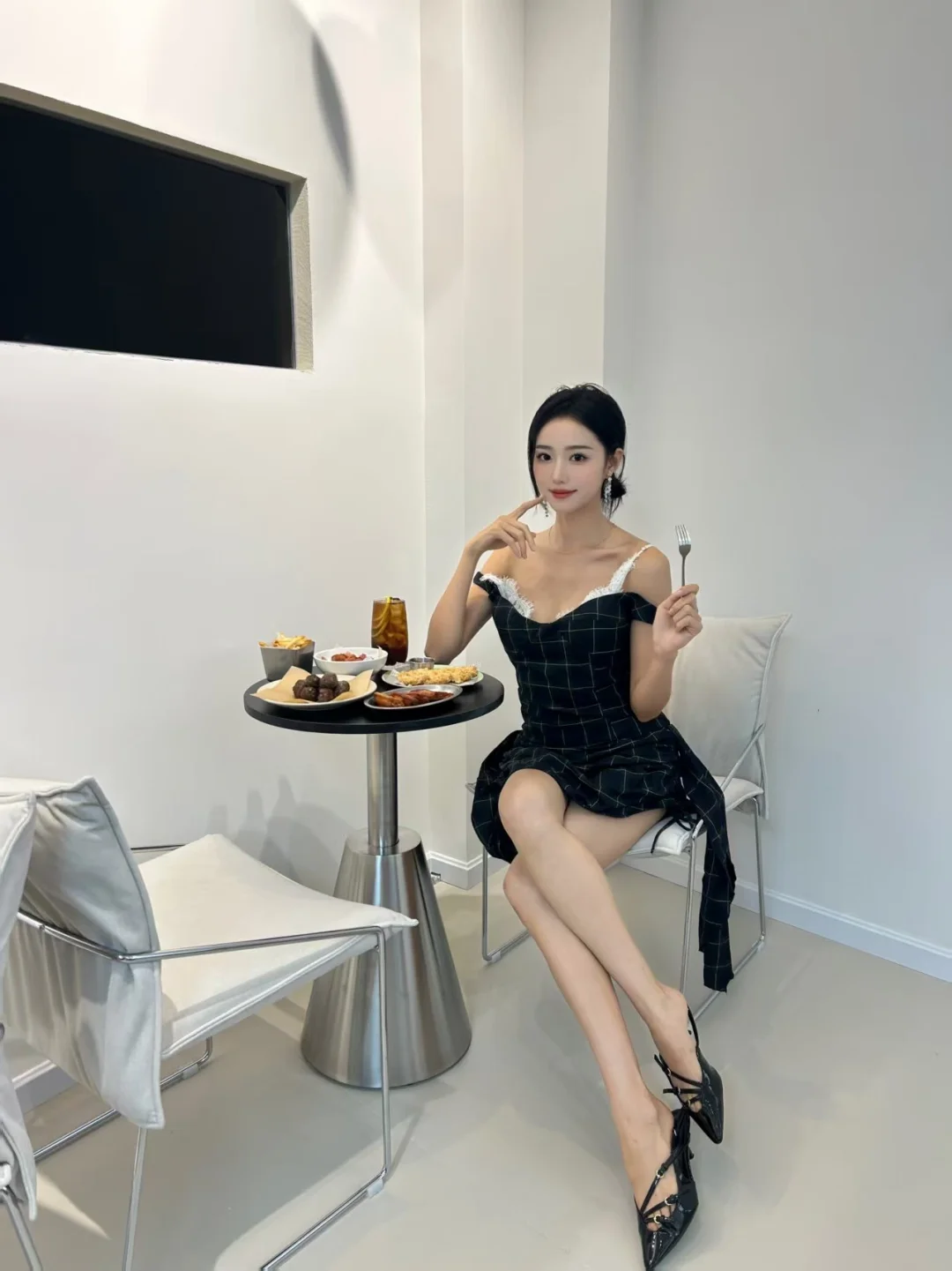 杭州首家！女生免费玩的“竞技游戏”bar