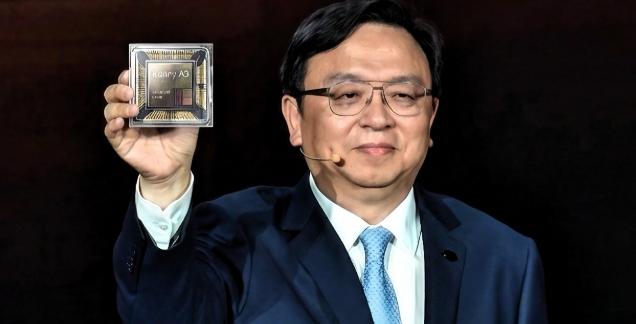 吹上天的城市领航，出事全甩锅车主？比亚迪兜底一招倒逼全行业改规矩 很多人还没