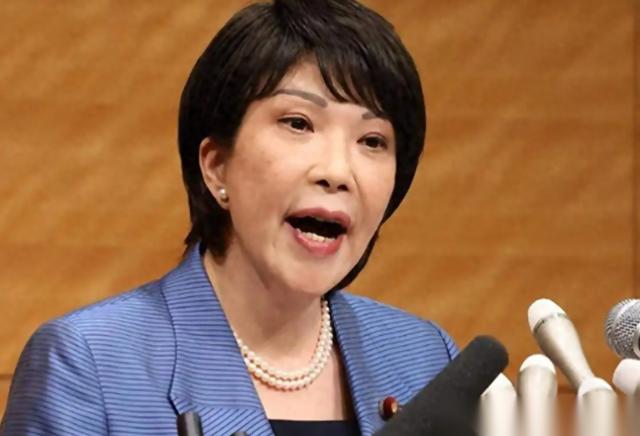 万万没想到，特朗普正忙着凑140亿美元军售对付中国，结果后院先起火了。站出来当