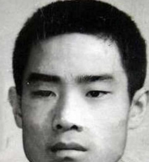 1983年9月24日，朱老总的孙子朱国华在天津被执行死刑，行刑那天，朱家没有一个