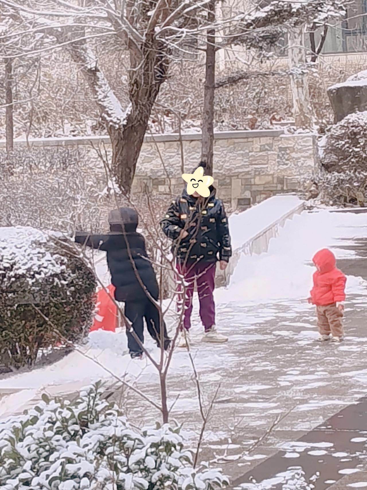 抓住老太太的软肋，很容易成为一个好儿媳妇。老王老伴拿自己的儿媳妇比