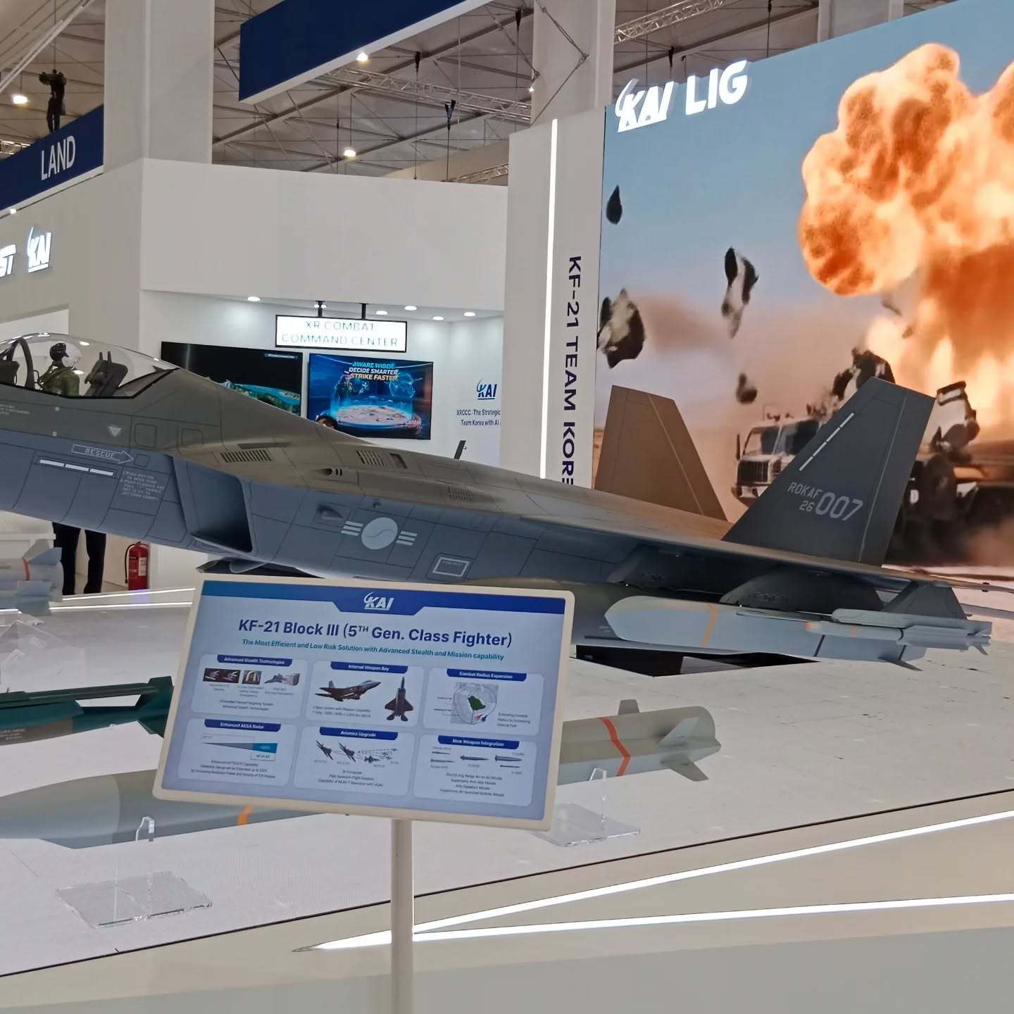 韩国人把KF-21Block3从4.5代升格为5代了沙特世界防务展