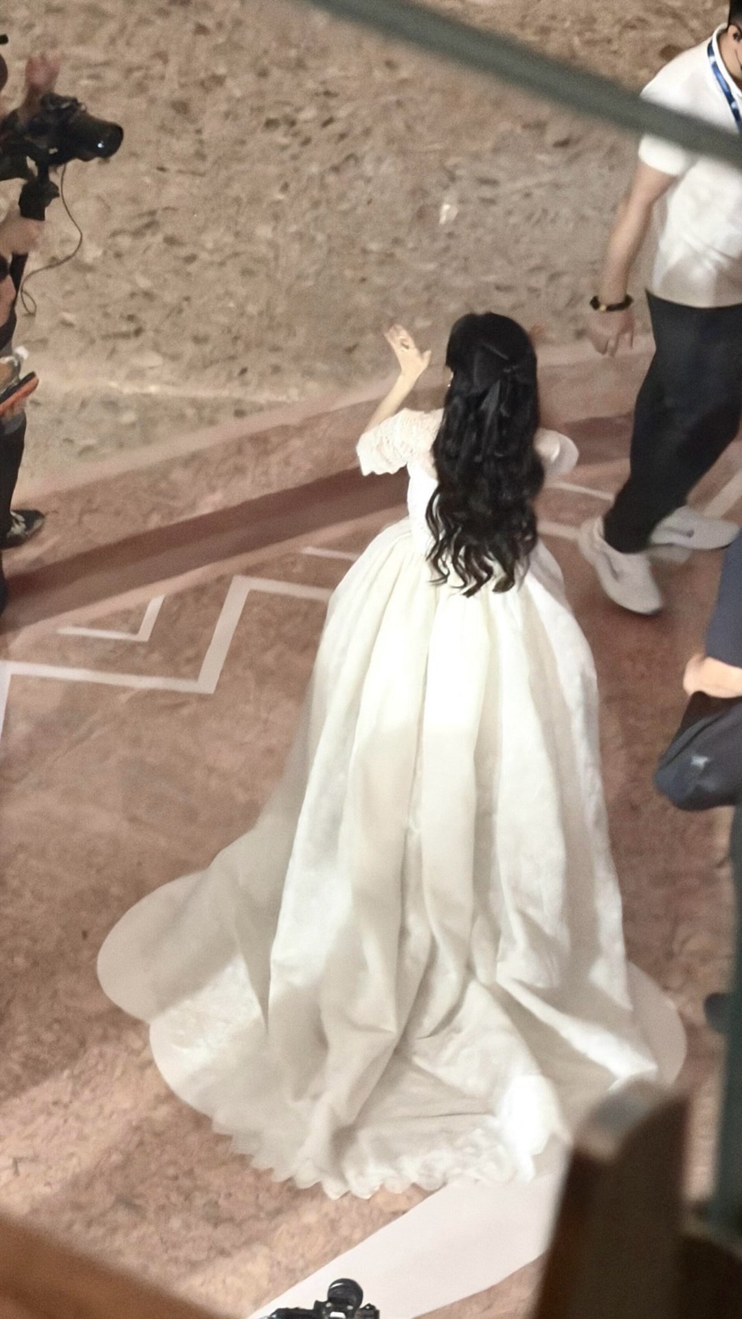 angelababy我们结婚吧💍怎么能美成这样啊...惊为天人