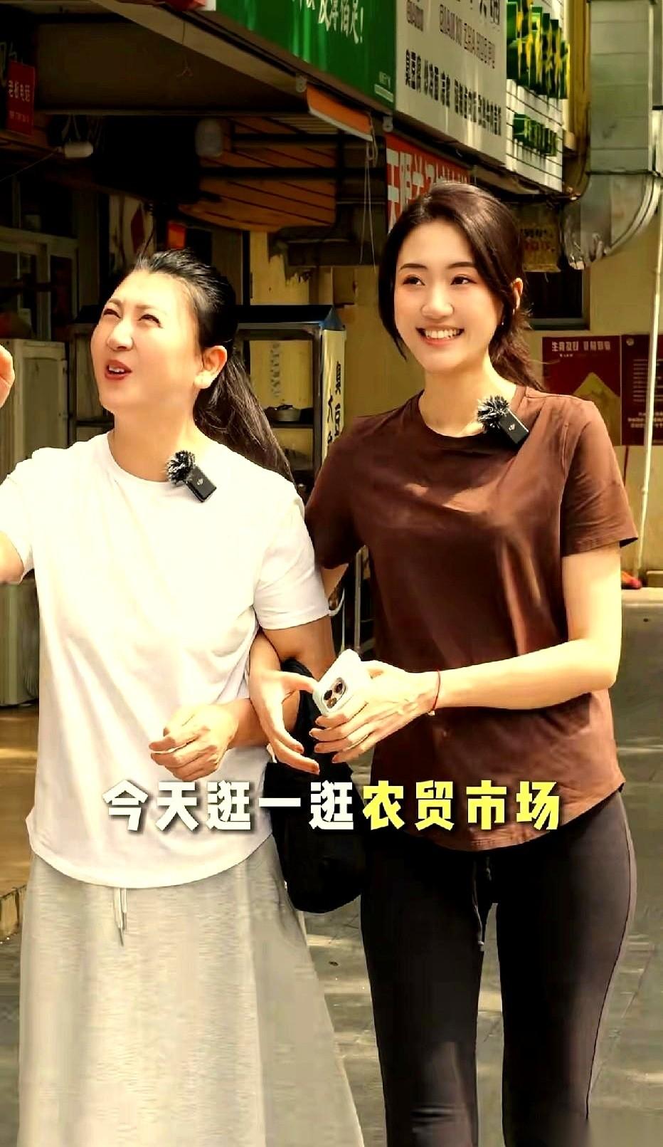 啥叫“旺夫相”啊？我今天算是看明白了，真不是脸长成什么样，而是脸上那种舒展的、