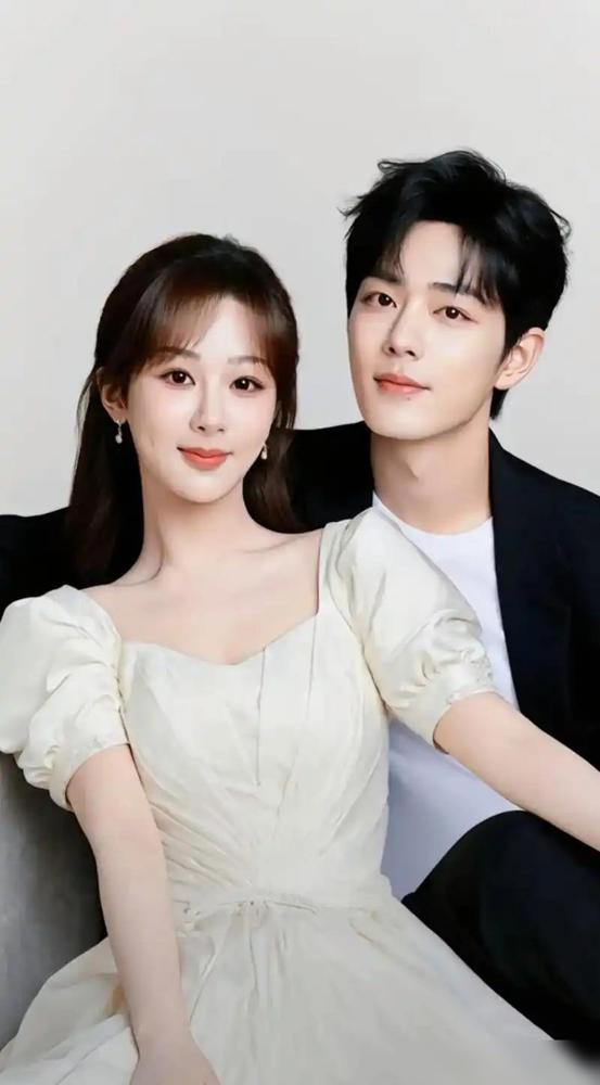 肖战杨紫新剧刚杀青，圈内人直接拍板：永不二搭！当年《余生》爆火65亿，甜到