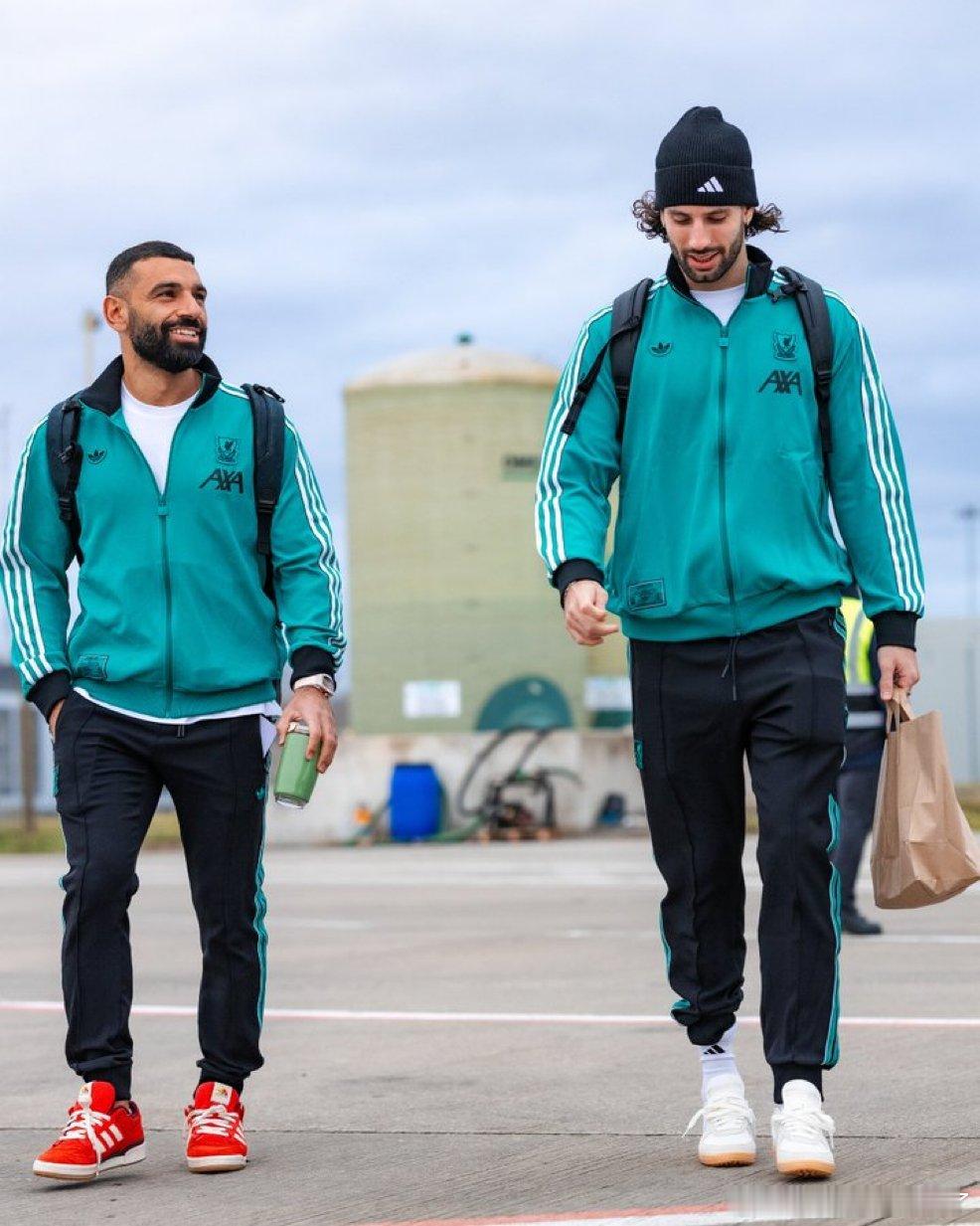 斯洛特透露科纳特的情况和球队的自主会议：关于科纳特：科纳特因家庭事务未随队出行，