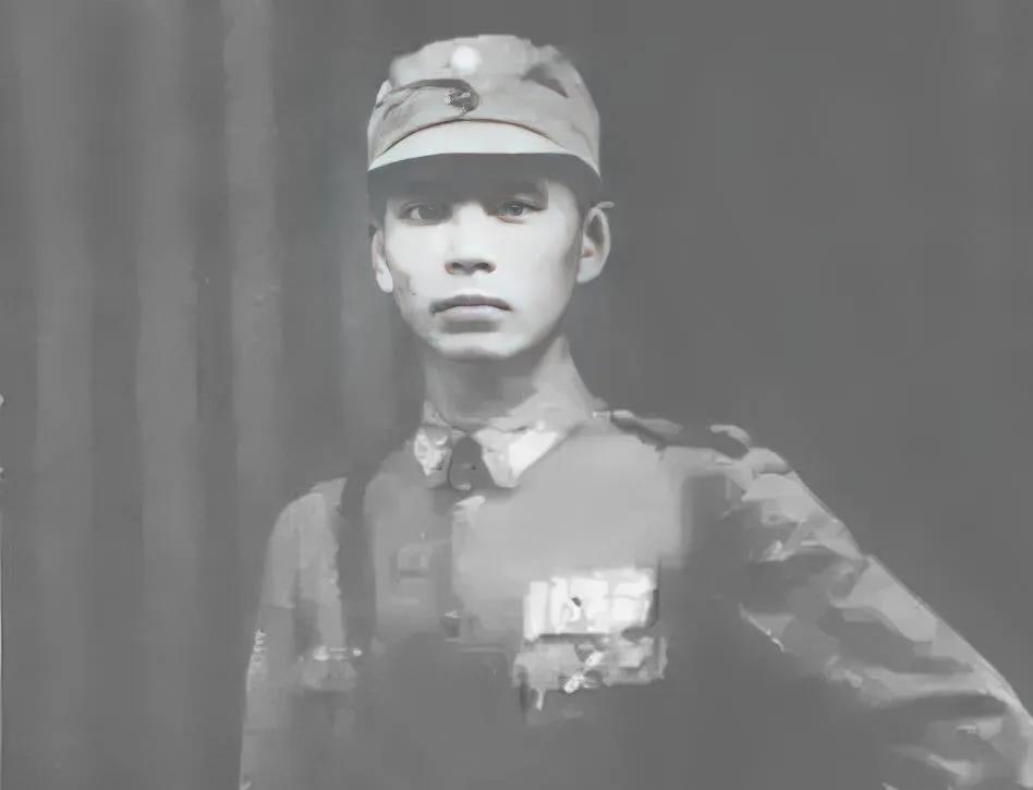 劳冠英（1908—1977），广东合浦人，黄埔军校第五期毕业，国民党陆军中将，曾