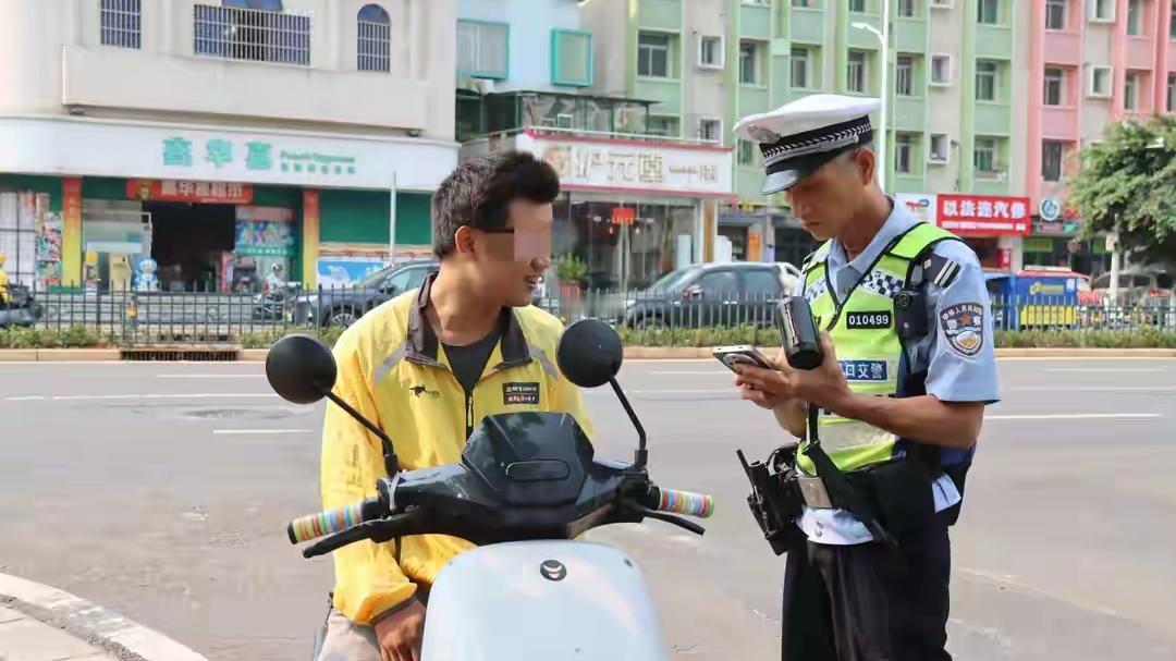 【海口人注意！电动车严查升级，这些违法行为最高罚5万，有人已被查】老铁们，最近海