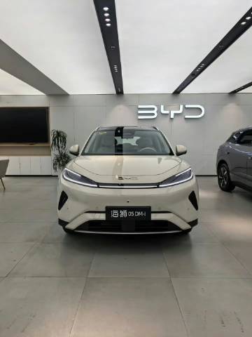 比亚迪海狮05 DM-i<br /> <br />属于海洋系列混动小型...