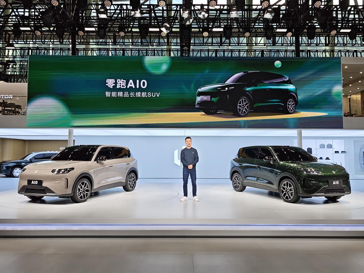 零跑A10广州车展首秀，小型SUV市场要变天？[吃瓜]来看看核心亮点：
