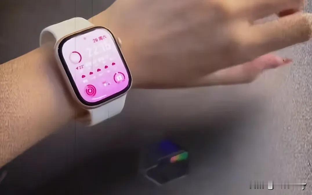 “不让报警”，才是真问题！上海建桥学院这场“手表风波”，操作实在魔幻。一名内蒙