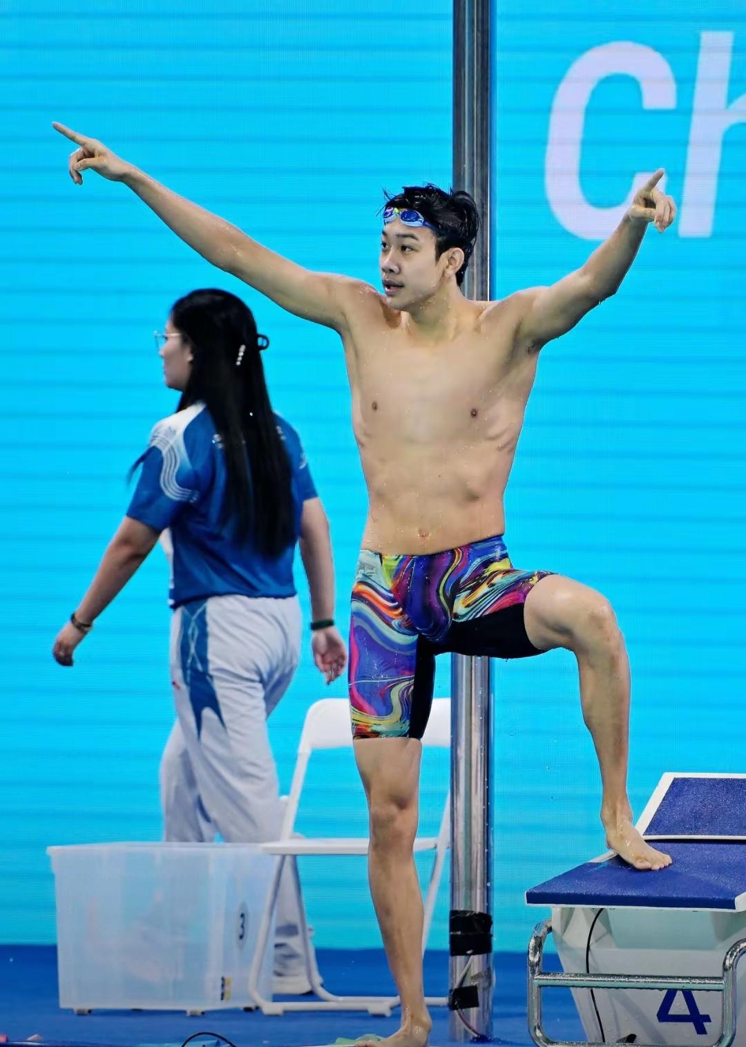 大家别光看张展硕的成绩了，他之所以有今天这样的成绩，关键在于他的出身跟大