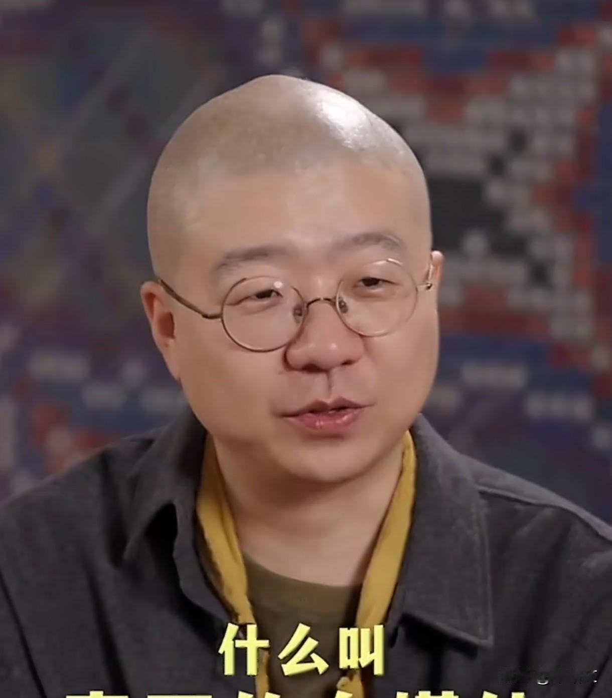 李诞自曝没公司了！从脱口秀顶流到直播“电子闺蜜”，这心态绝了李诞最近直播一