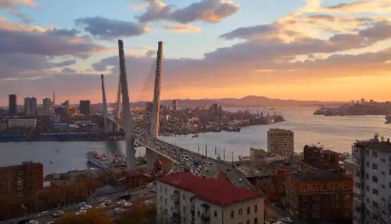 俄罗斯现在最大的痛苦，就是远东问题！说白了，远东地区就像是俄罗斯的一个心结，丢掉