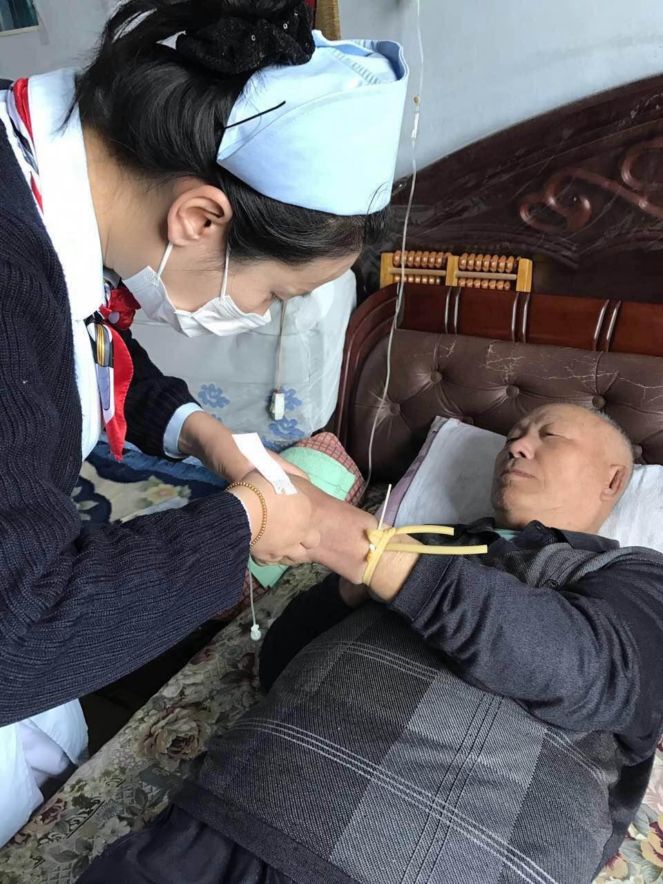 鞍山有了上门看病的“家庭病床”