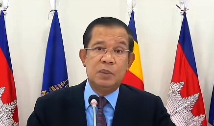中国和柬埔寨从来就没有柬铁这一说，洪森也从来没有把中国当成真正的大哥，洪森自从1