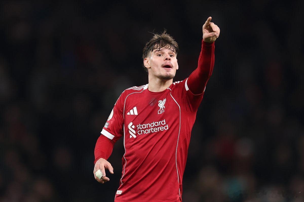 不合逻辑的事儿？科尔克茨连续英超3场坐替补在联赛最后3轮还让科尔克茨坐板凳按理说