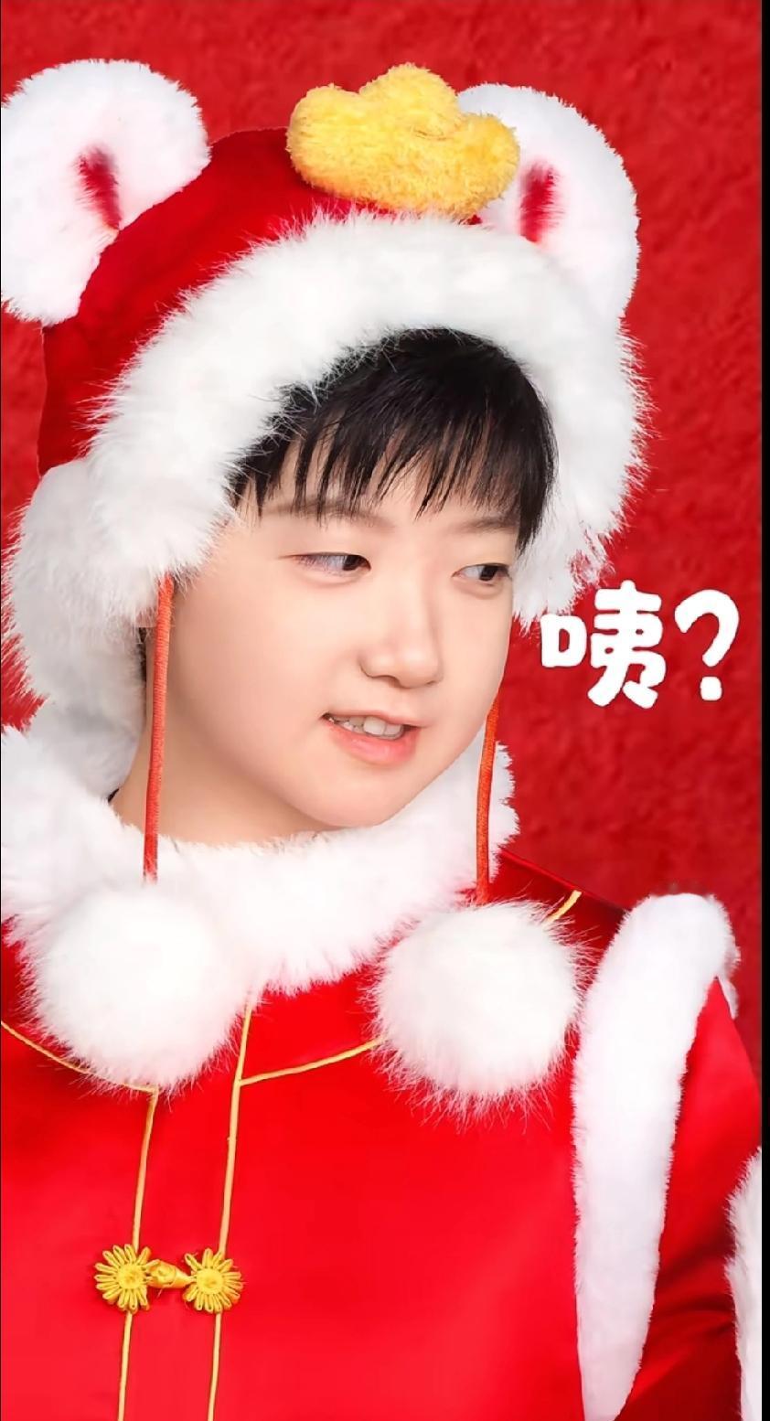 谁懂啊！孙颖莎的“福小莎”也太可爱了吧🥰谁懂啊家人们！刚刷到孙颖莎和肯德