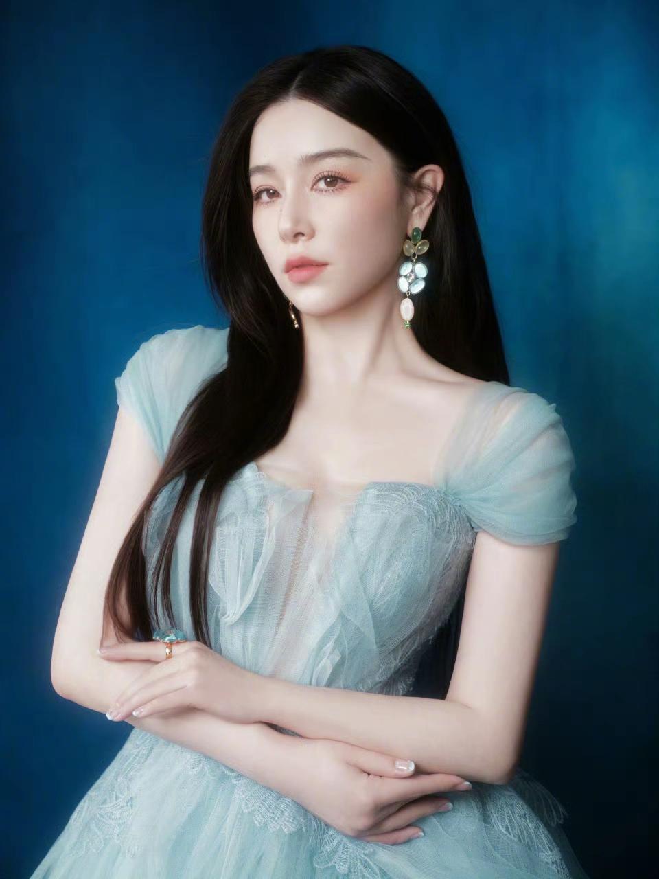 阚清子为了在《乘风2026》舞台上穿仙女裙，前一天晚上连晚饭都不吃了，也不喝水，