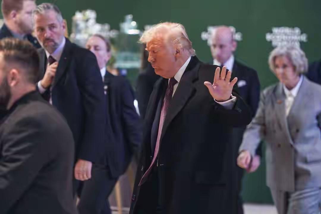 美国是不是已经具备了亡国的所有条件？不，美国恰恰是亡国有日了。不远了。当