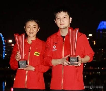 ”饭圈文化”，不知是谁发明出来的网络词，也不知是咋流行起来的。反正听着不太喜欢，