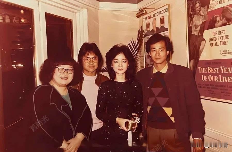 1983年1月27日晚，邓丽君在香港尖沙咀富豪酒店（RegalMeridien