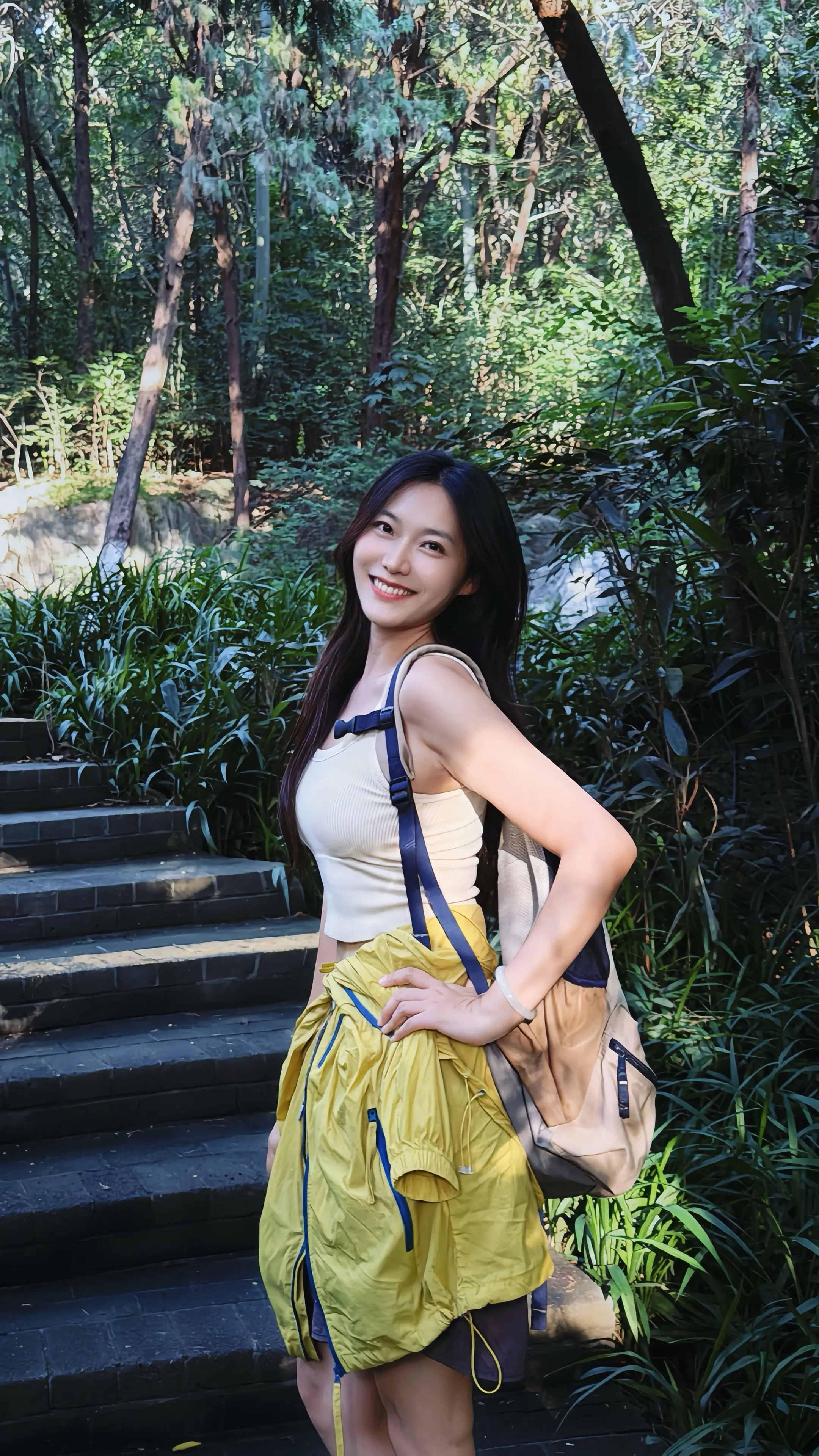 姐妹们，娃都投送成功了吧 走，今天带你征服徐州的云龙山