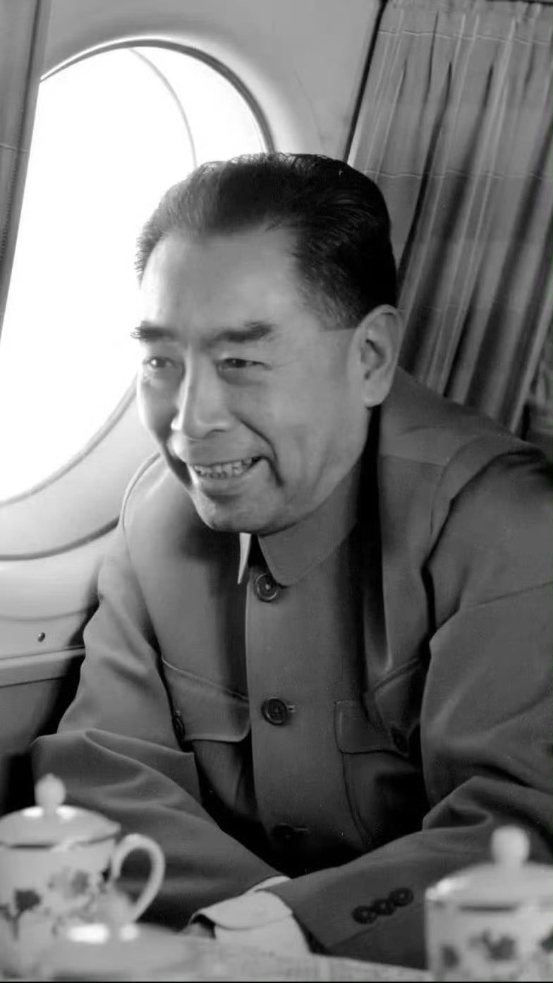 “总理千古，风范永存”，缅怀周恩来总理逝世50周年