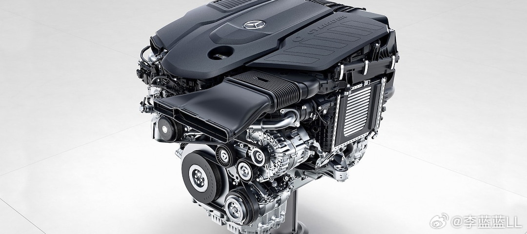 我其实最喜欢的柴油发动机是奔驰的OM656。这是个主打高端的柴油发动机。2.9T