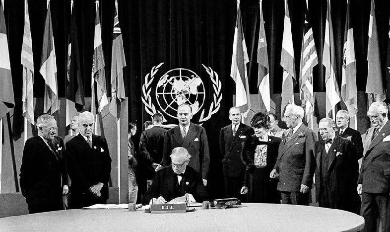 日本对美国好像很尊敬,对俄罗斯算顺从,唯独对中国,有点挑衅的味道,所有人都在想,