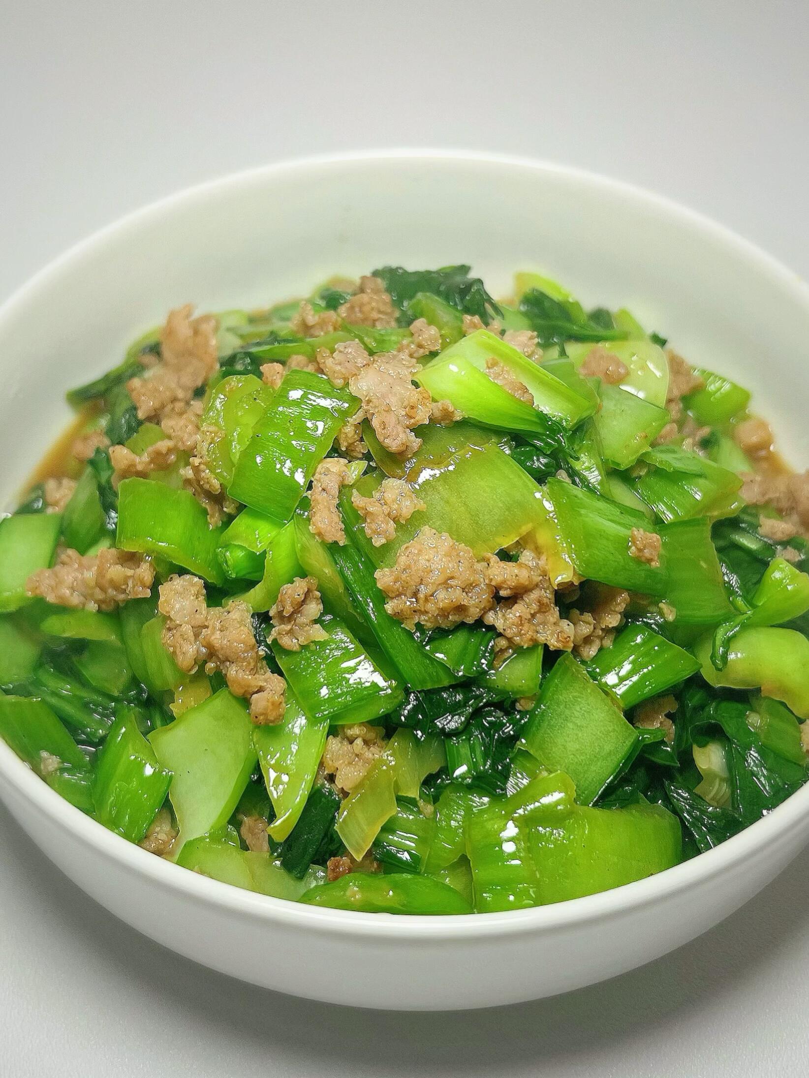 低卡肉末炒青菜｜减脂期也能实现干饭自由减脂期最怕吃的寡淡无味，直到我解锁这道