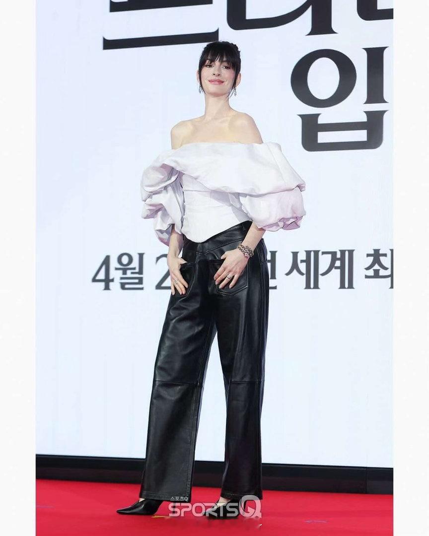 安妮海瑟薇头身比韩媒镜头下的安妮海瑟薇安妮海瑟薇亮相《穿普拉达的女王2》韩国记