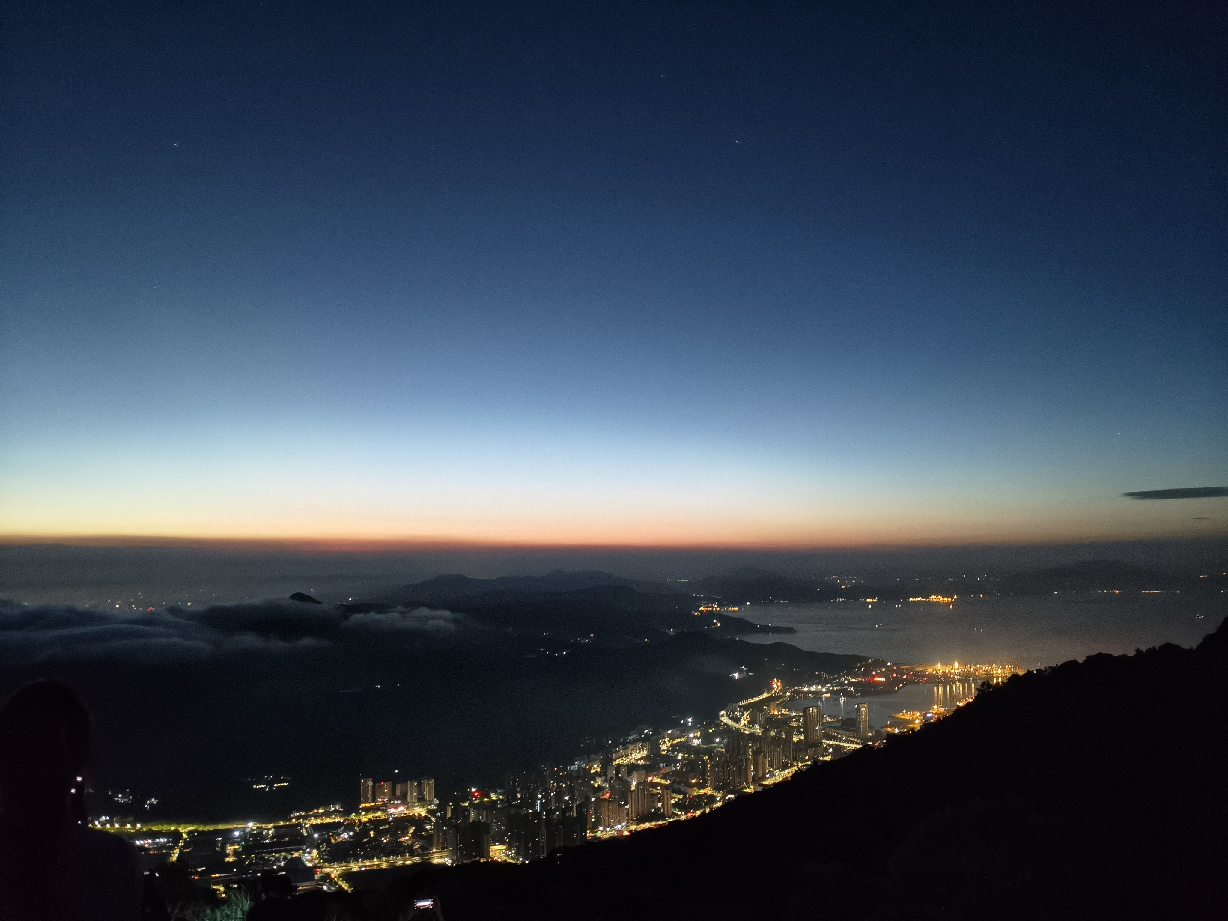 等待日出ing深圳·梧桐山