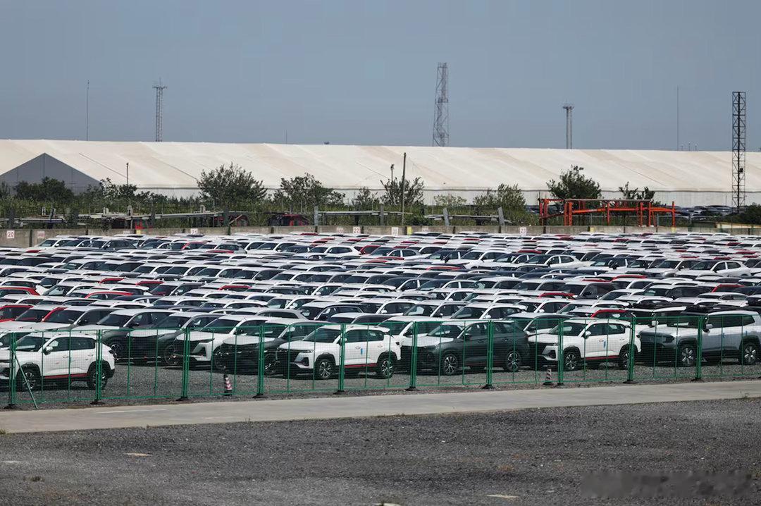 中国汽车出口激增超70%当地时间4月9日，路透社援引行业数据报道，2026年3月