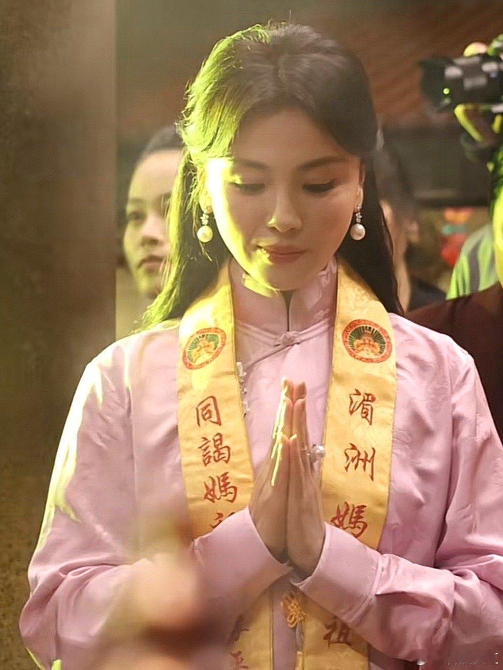福建人是不是见到刘涛≈妈祖，看评论全妈祖~​​​